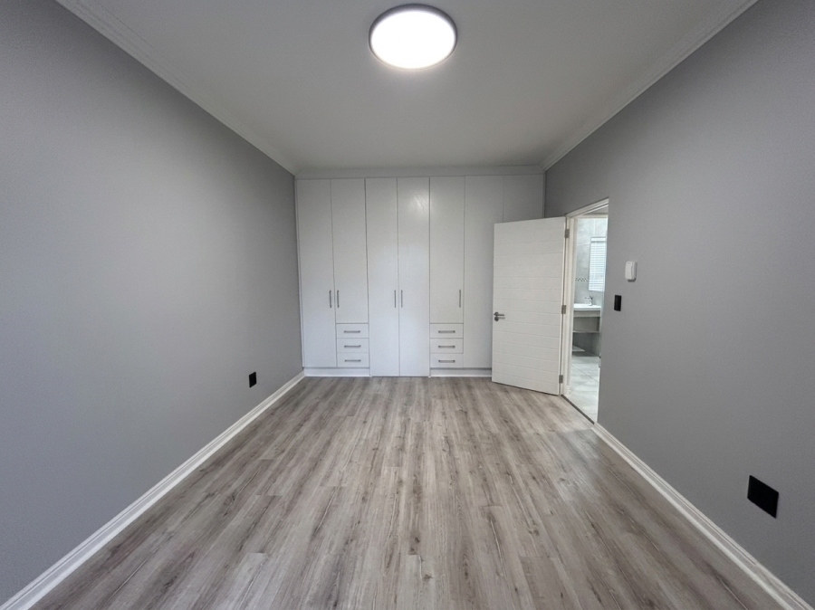 To Let 3 Bedroom Property for Rent in Sunningdale Western Cape